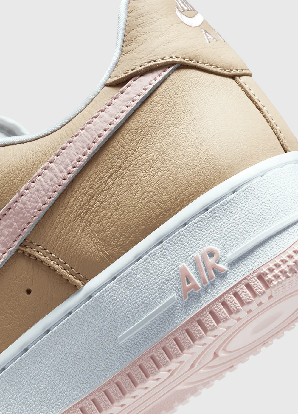 Air Force 1 Low 'Linen' Sneakers