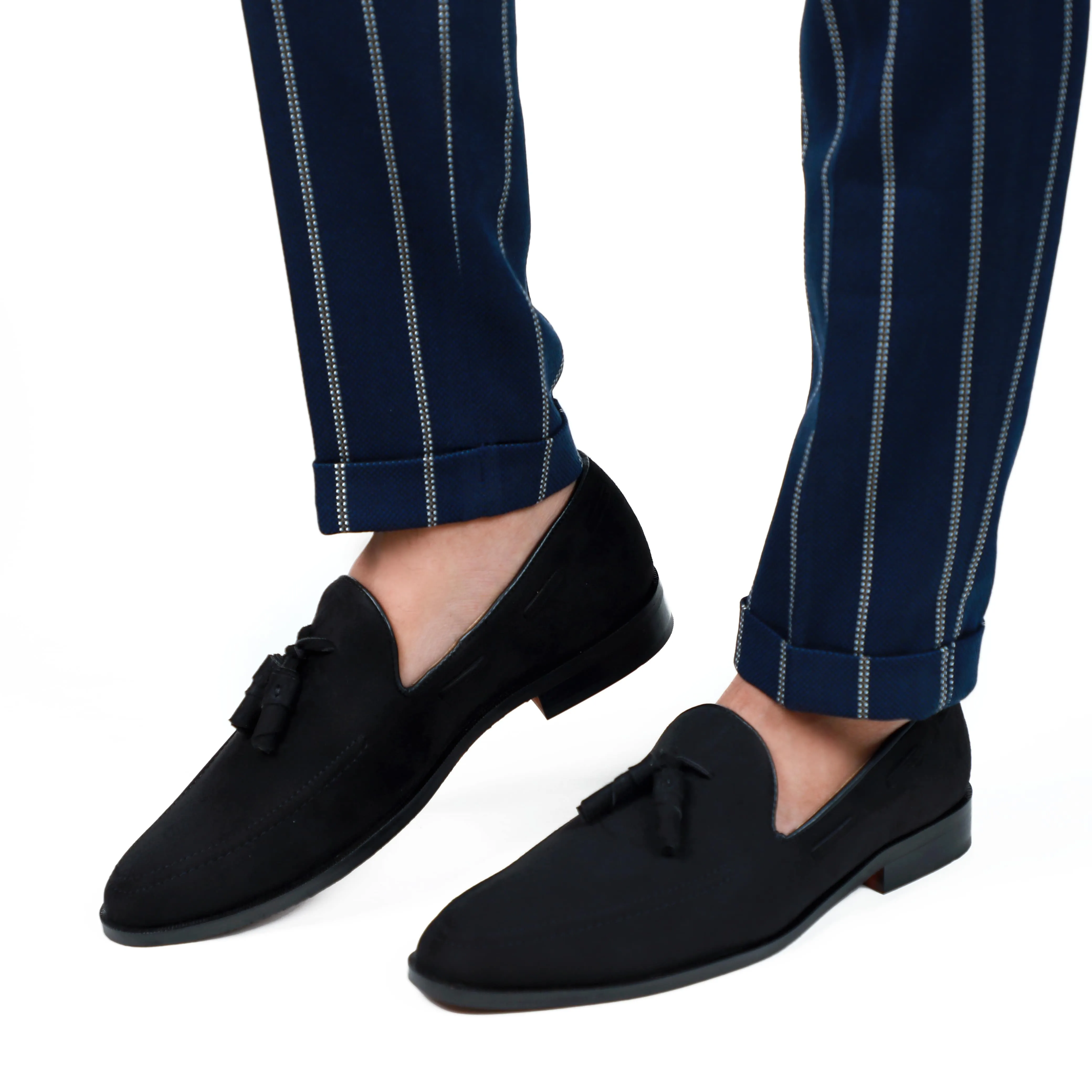 NICHE Black Elegant Suede Tassel Loafer