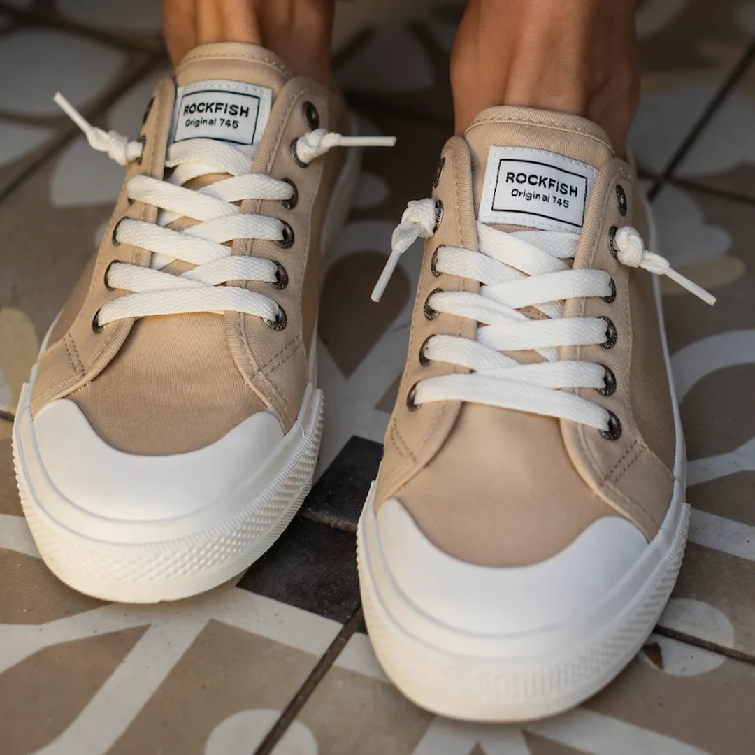 Original Beige 745 Ladies low top, lazy-lace canvas sneakers for women