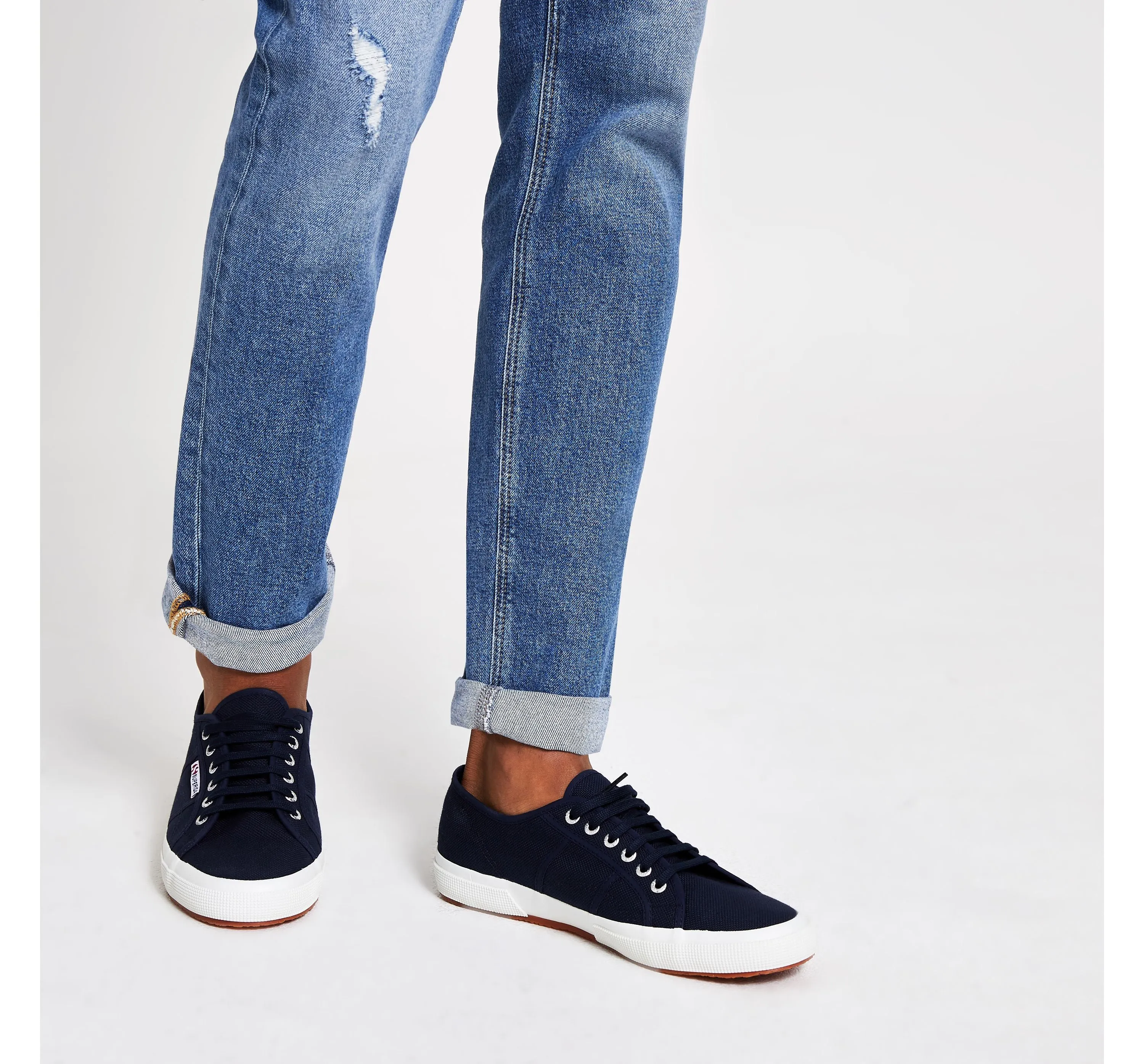 Superga 2750 Cotu Classic Unisex Lace Up Fashion Shoe Sneaker White Navy Canvas (41.5 (US Men's 8.5, US Women's 10) Medium, NAVY)